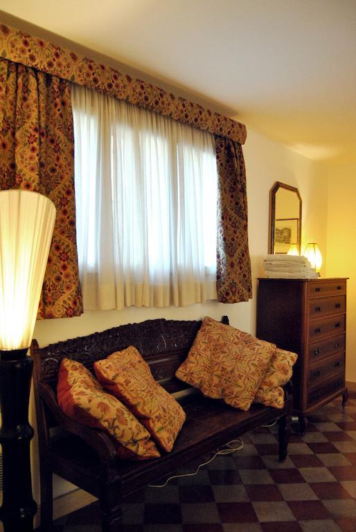 Ai Cartari Apartment Palermo Bilik gambar